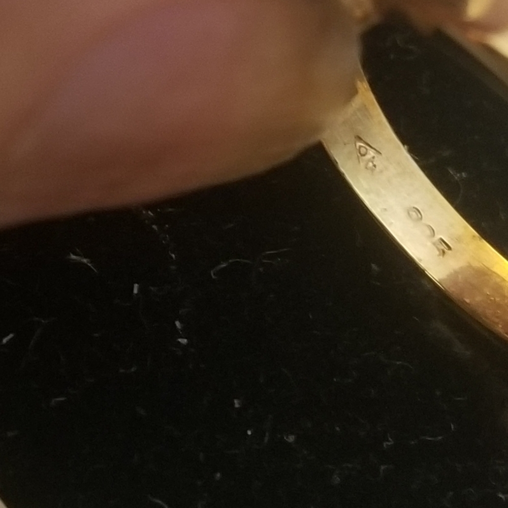 Ring - Picture 5 of 6